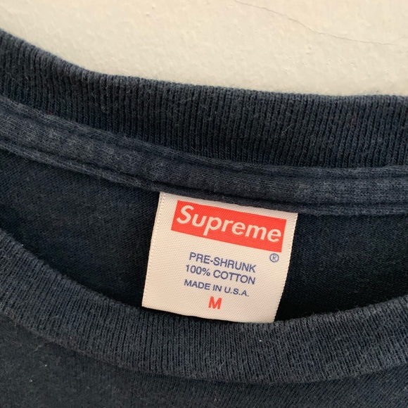 Rare Supreme T-Shirt - Picture 3 of 4